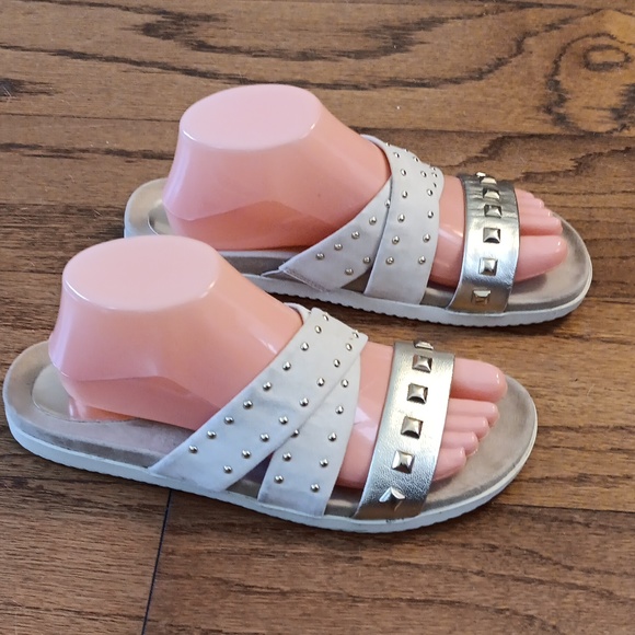 COLLECTION/ SANDALS - Picture 2 of 8